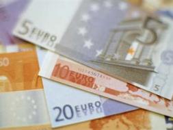 Euro, tepetaklak oldu!!