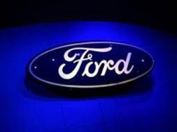 Ford 450 bin arac�n� geri �a��r�yor