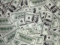 Dolar �� ay�nda dibinde