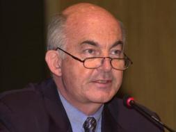 Kredi kart� faizleri de�i�medi