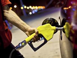 Zulalar gelse benzin, mazot 1 TL