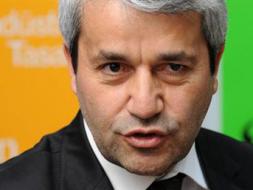 Kamuda yerli mal� zorunlu hale geliyor